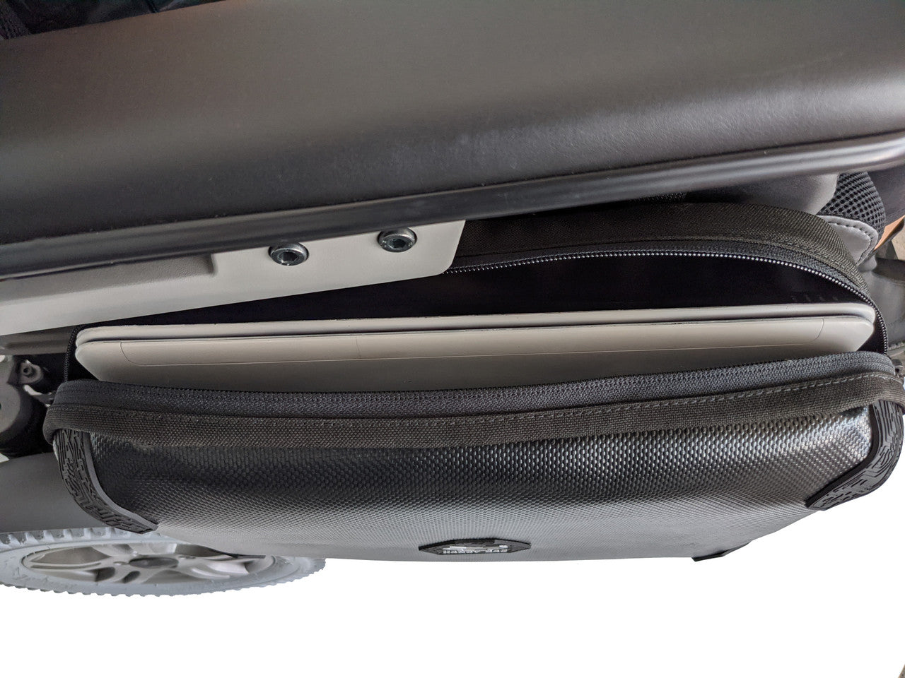 Side bag for wheelchairs